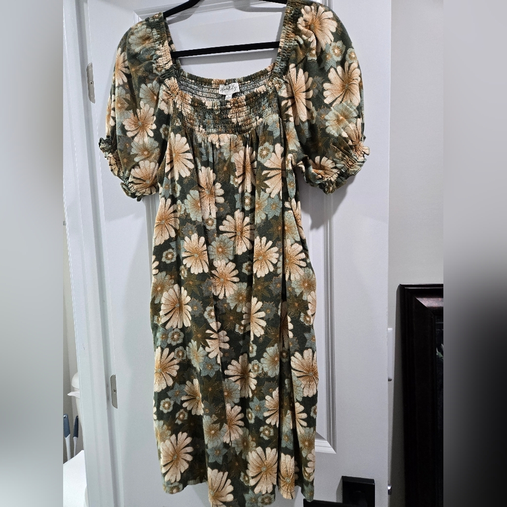 Wonderly Olive Floral Midi Dress